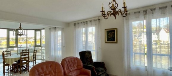 2 bedrooms Apartment in Chateau-Thierry, France No. 155885 10