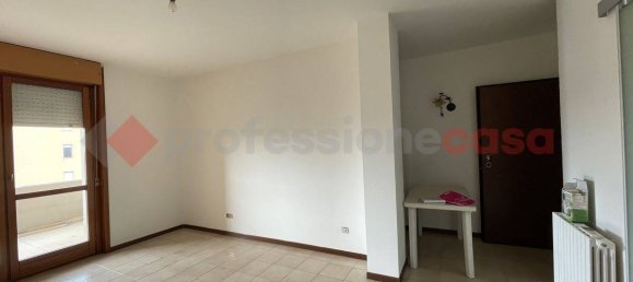 4 rooms Apartment in Minerbe, Italy No. 73744 3
