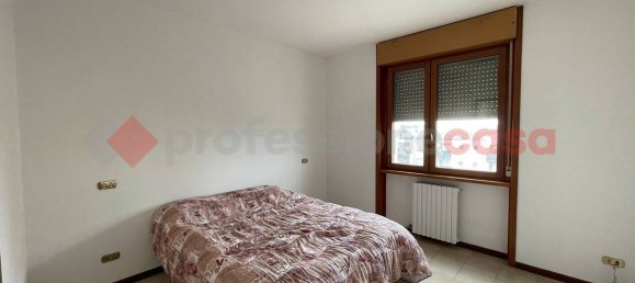 4 rooms Apartment in Minerbe, Italy No. 73744 5