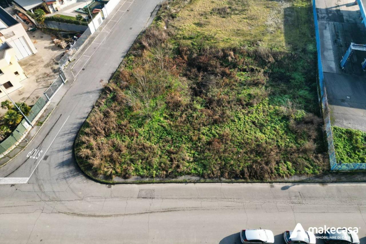 Terrain à Lodi Vecchio, Italy 1214m² No. 42836