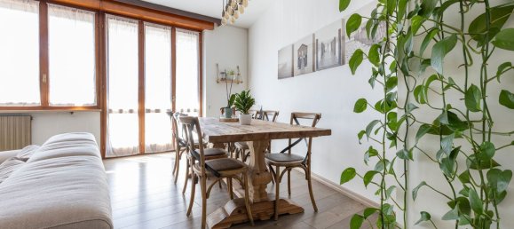 3 bedrooms Apartment in Venegono Superiore, Italy No. 363470 4