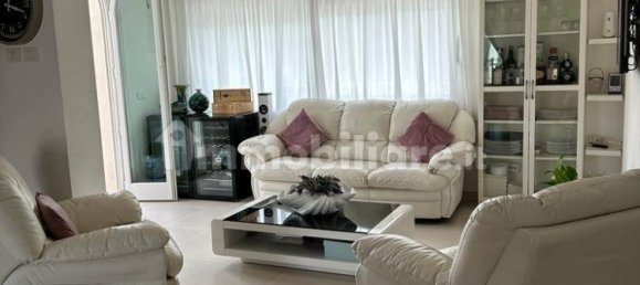 8 bedrooms Villa in Forte dei Marmi, Italy No. 69384 36