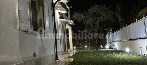 8 bedrooms Villa in Forte dei Marmi, Italy No. 69384 34