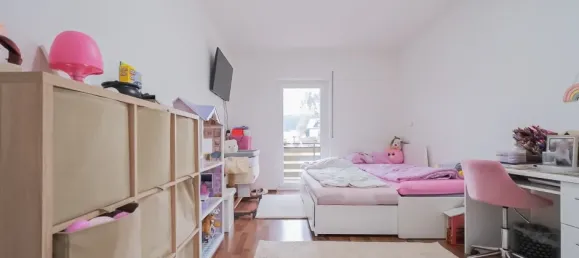 4-salle Appartement à Roth, Germany No. 54067 15