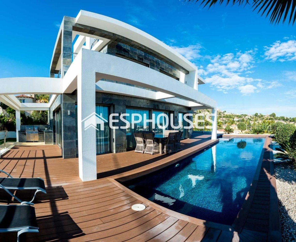 4 غرف نوم فيلا في Calpe, Spain رقم 58684