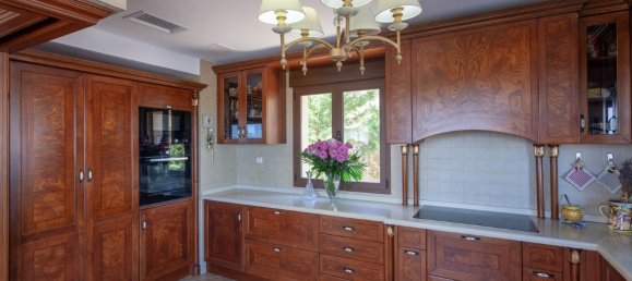 5 bedrooms Villa in Calpe, Spain No. 8448 10