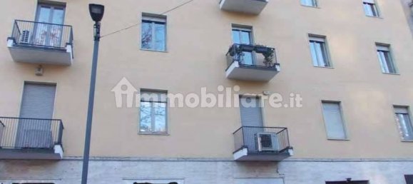 Apartamento T3 em Milan, Italy N.º 288093 3