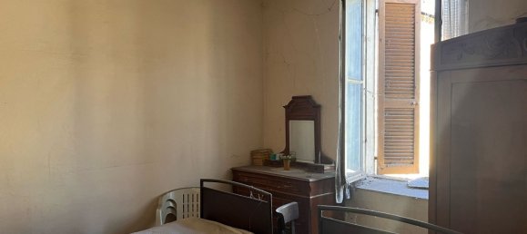 5 rooms House in Medesano, Italy No. 195845 9