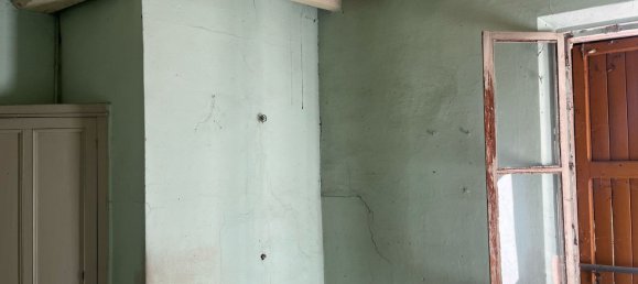 5 rooms House in Medesano, Italy No. 195845 6