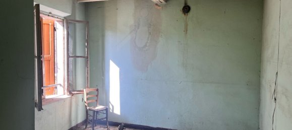 5 rooms House in Medesano, Italy No. 195845 7