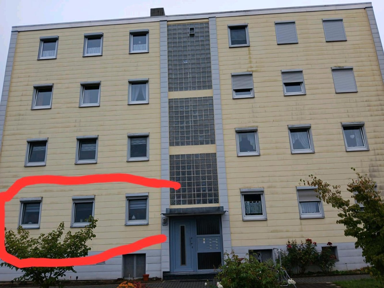 Apartamento de 4 habitaciónes en Kassel, Germany No. 264489
