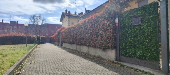 150m² Hotel in Baranzate, Italy No. 193937 3