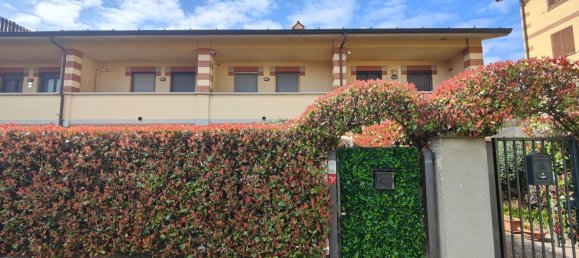 150m² Hotel in Baranzate, Italy No. 193937 2