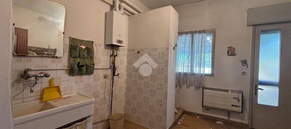 3 bedrooms House in Solesino, Italy No. 321680 16