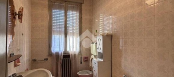 3 bedrooms House in Solesino, Italy No. 321680 11