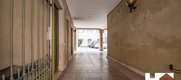 2 bedrooms Apartment in Brescia, Italy No. 54284 3