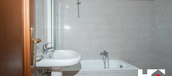 2 bedrooms Apartment in Brescia, Italy No. 54284 22