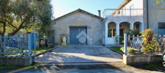 Casa de 6 habitaciónes en San Mauro Pascoli, Italy No. 111836 9