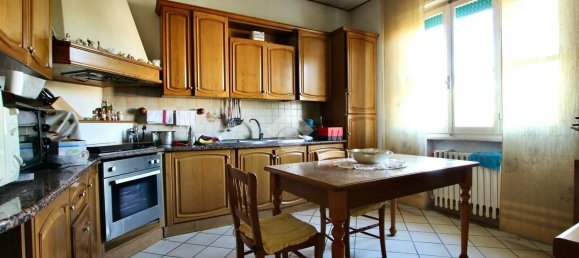 Casa de 6 habitaciónes en San Mauro Pascoli, Italy No. 111836 25