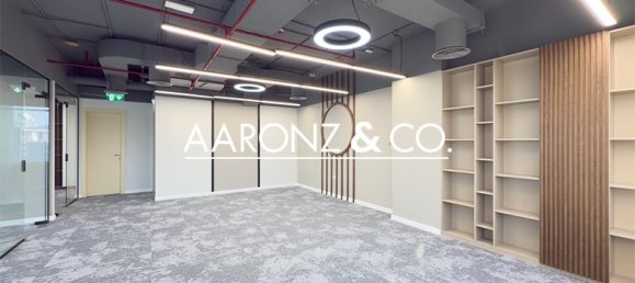 Oficina en Jumeirah Lake Towers, UAE 111 m² No. 112023 8