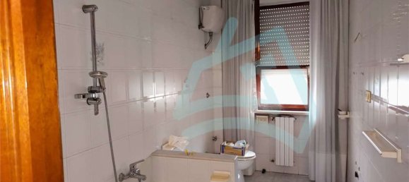 6 rooms Apartment in Benevento, Italy No. 301684 10