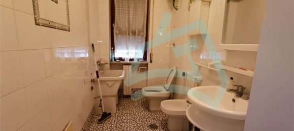 6 rooms Apartment in Benevento, Italy No. 301684 16