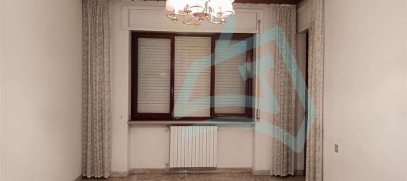 6 rooms Apartment in Benevento, Italy No. 301684 9