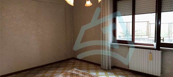 6 rooms Apartment in Benevento, Italy No. 301684 27