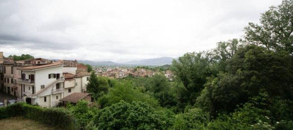 Квартира с 4 комнатами в Фрозиноне, Италия № 79596 13