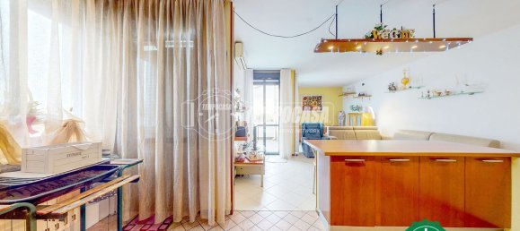 Dúplex de 3 habitaciónes en Valenza, Italy No. 87049 9