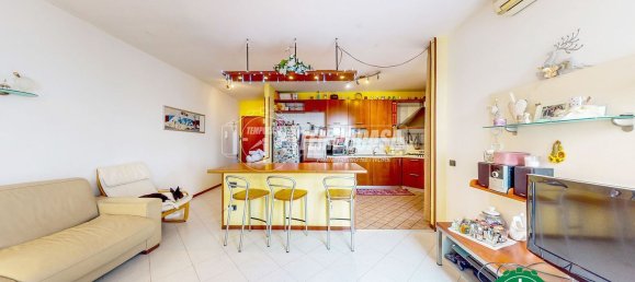 Dúplex de 3 habitaciónes en Valenza, Italy No. 87049 3