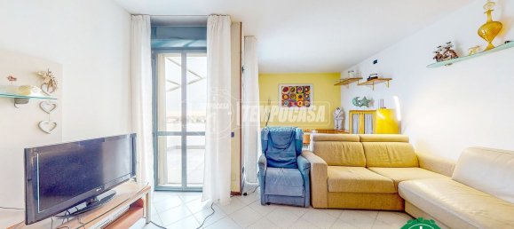 Dúplex de 3 habitaciónes en Valenza, Italy No. 87049 6