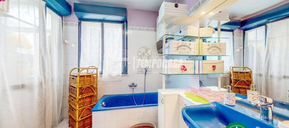 Dúplex de 3 habitaciónes en Valenza, Italy No. 87049 14