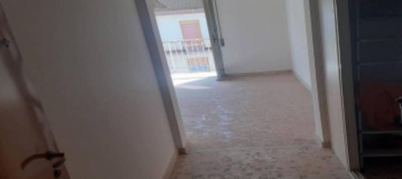 Квартира с 2 спальнями в Лентини, Италия № 375527 6