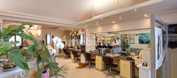 1غرفة عقار تجاري في Novara, Italy رقم 350606 5