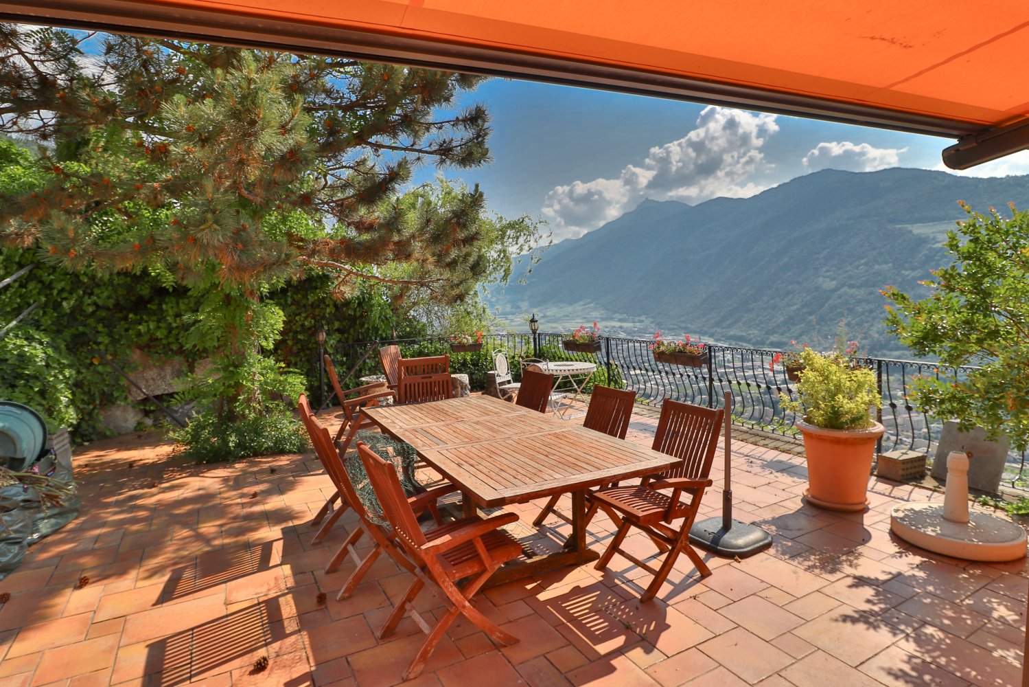 5 bedrooms House in Martigny-Combe, Switzerland No. 379