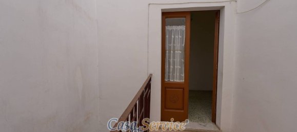 Дом с 1 спальней в Matino, Италия № 59644 9