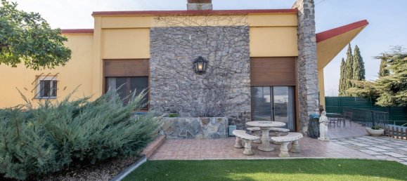 5 غرف نوم منزل في Zaragoza, Spain رقم 65956 2