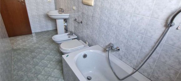 Apartamento de 3 dormitorios en Cesano Maderno, Italy No. 378431 25