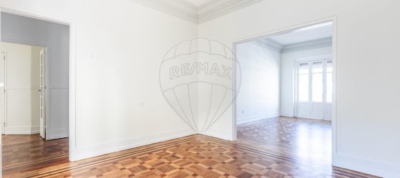 5 bedrooms Apartment in Lisbon, Portugal No. 100154 6