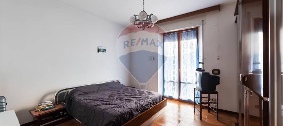 7 rooms Apartment in Serra San Quirico, Italy No. 2980 5