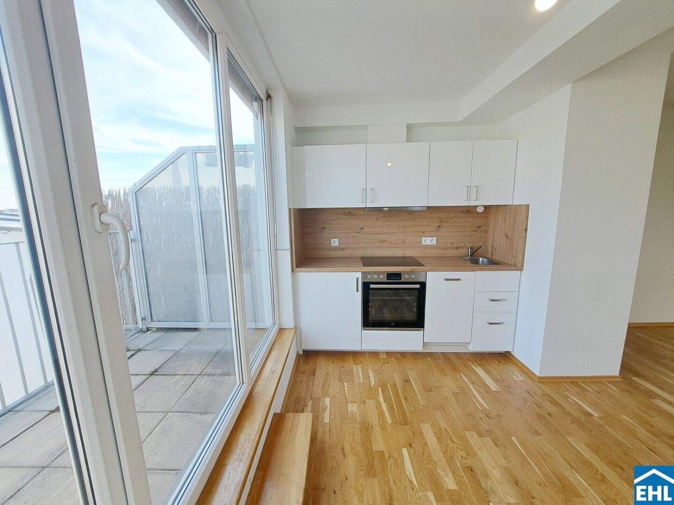 2غرفة شقة في Hernals, Austria رقم 133901