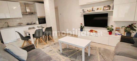 2 Schlafzimmer Wohnung in Trento, Italy, Nr. 11915 3