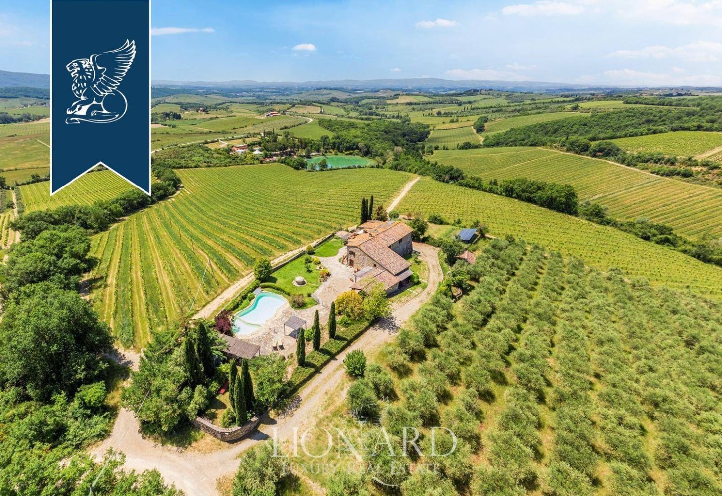 7 bedrooms Villa in Castellina in Chianti, Italy No. 374869