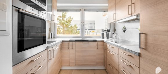 Apartamento de 3 dormitorios en Munich, Germany No. 147994 4