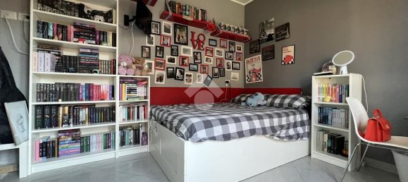 Apartamento T3 em Carugate, Italy N.º 298391 17