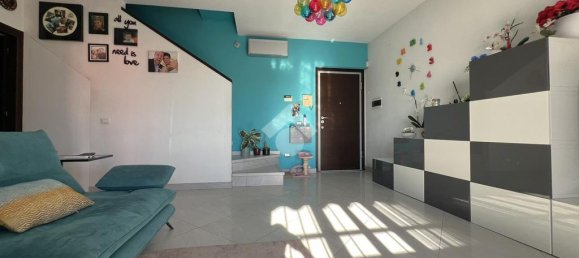 Apartamento T3 em Carugate, Italy N.º 298391 4