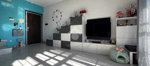 Apartamento T3 em Carugate, Italy N.º 298391 5