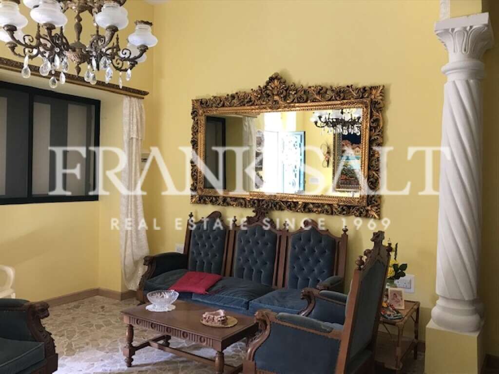 2 bedrooms House in Victoria, Malta No. 5741