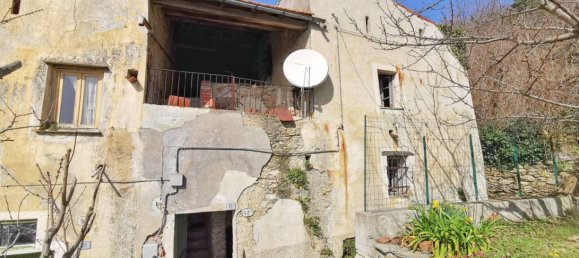 Casa de 4 dormitorios en Calice Ligure, Italy No. 101967 17